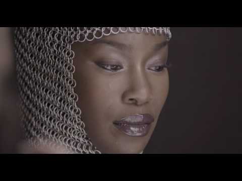 Tom Oldham shoots portraits on a Hasselblad H6D with singer Elisabeth Troy in his London studio