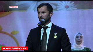 В Грозном прошел сольный концерт Миланы Эдилсултановой