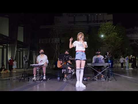 [Fancam] Summer HatoBito - [cover] เป็นได้ทุกอย่าง @ Siam Square Walking Street