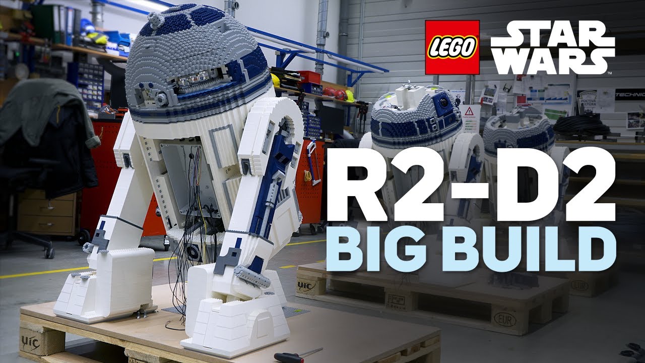 This big LEGO® Brick built R2-D2 is AWESOME | LEGO® STAR WARS™