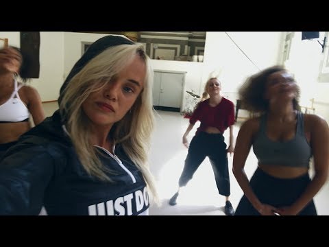 Just Do It Sunday x Amanda Winberg