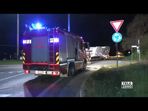 Marotta, incidente tra carroattrezzi e trasporto barca: un ferito