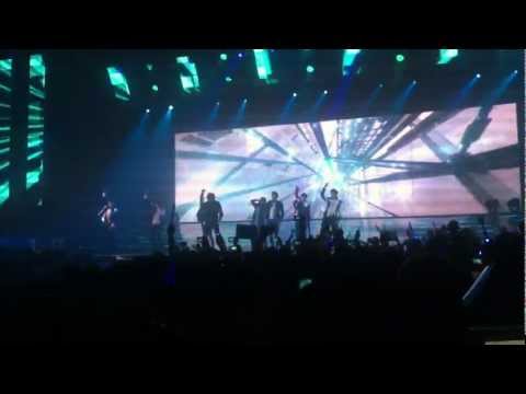 [HD] Super Show 4 in PARIS 120406 - A man in love (breakdance) fancam