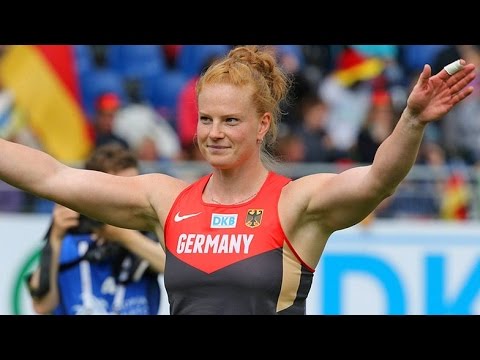 Betty Heidler - "Du bist Hammer"