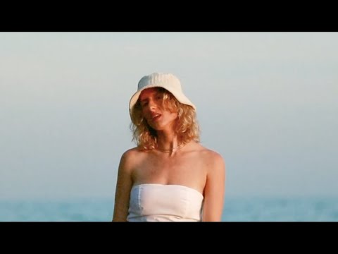 Vinscat - Suffocate me (Official Music Video)