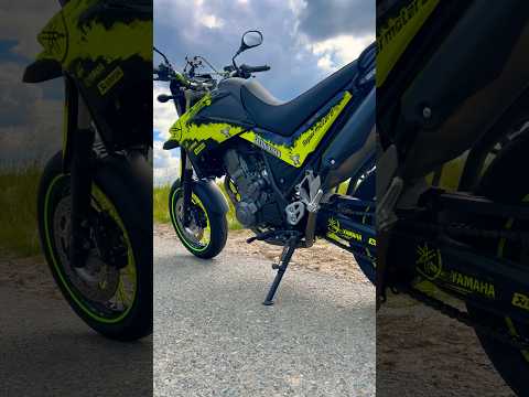 Yamaha XT660X Supermoto #grenzgaenger #motorcycle #motard #neon #motorbike #music #vibes #viral #660