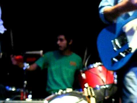 La Reina Morsa - Care of Cell 44 (cover de The Zombies - SCD, Marzo 2011)