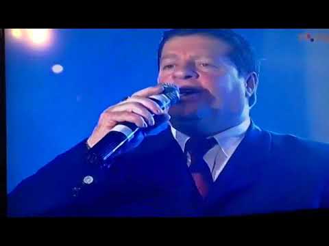 Maksi Kulla - Lulet e Majit & Gjethet e Blirit ( Live në Rtsh Emisioni Kthehem të Dielë )