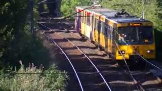 preview picture of video 'Tyne and Wear Metro-Metrocars 4002 and 4084 passing Bridge 1126 (Shiremoor)'