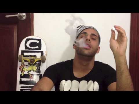 Brache del Centro montando skate,improvisando y loquiando XD