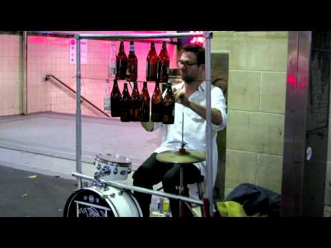 Catfish the Bottleman, Sydney 23.12.2013 - Ode To Joy