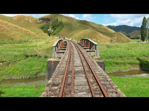 Rail carts through the Forgotten World – 4K