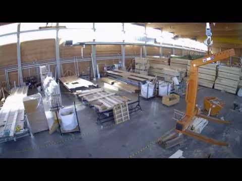 2015-07 Blick in die Montagehalle