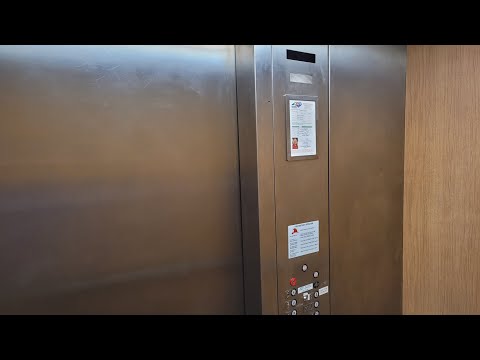 [EL] 1985 Dover Traditional Hydraulic Elevator Reshoot at Union Plaza (Hickory, NC)