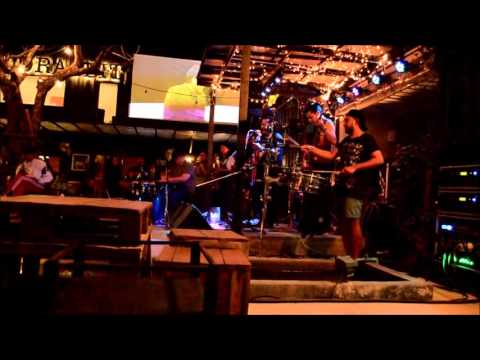 No Woman No Cry (Bob Marley & The Wailers)