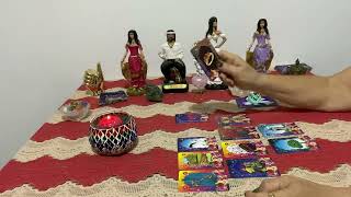 O baralho cigano vai te contar tudo que você precisa saber!