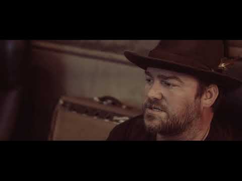 download lagu mp3 mp4 Lee Brice New Album 2017, download lagu Lee Brice New Album 2017 gratis, unduh video klip Lee Brice New Album 2017