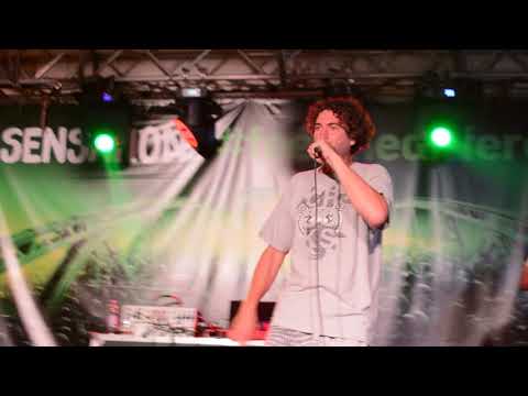 Ajs Nigrutin Jedna buksna LIVE  (Sensation Bridge Sarajevo) Nigrutin pravi grimase