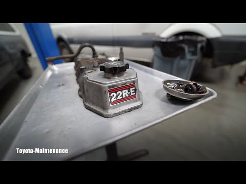 Toyota Engine 22R-E Valve Cover Gasket