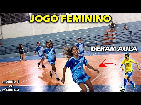 Jogo de futsal  Feminino - Elas deram aula em quadra 😱
