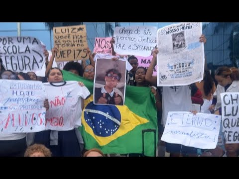 Manifestação de Estudantes pedindo mais segurança no Instituto de Educação de São João de Meriti-RJ