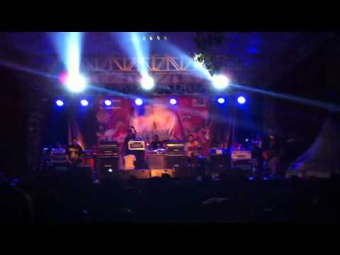 A THOUSAND PUNCHES - Dry Mouth & Blurred Vissions At Jakcloth 2013