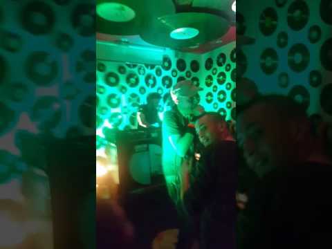 Valerio Jovine- O' raggae e' Maradona (live)