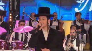 צפו: בנצי קלצקין בביצוע 💥 באירוע יוקרה בליווי של יענקי לנדאו עם תזמורת מורחבת ומקהלת מוזיקאליש⚡🎶💫♥️