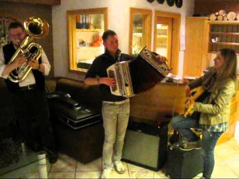 Pod Sempolajem von Zoran Lupinc mit dem Pseirer Power