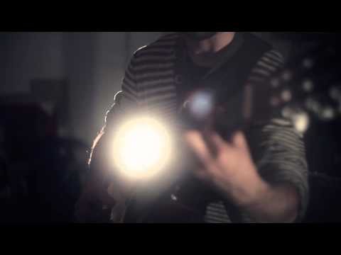 La Vitrola.cl: Tré - Paseo en una Nube o El Dragón que se Comió la Luna