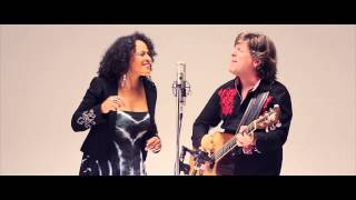 Dawn Tyler Watson & Paul Deslauriers - Thrill Me Up