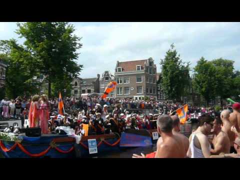Amsterdam Canal Parade 2012 - Prinsegracht Amsterdam, 4 August - Boat number 40: pROZEcco