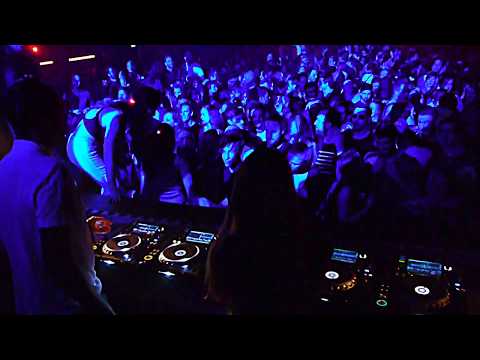 Patrice Baumel / Miss Melera  3 Amsterdam Mktkntne