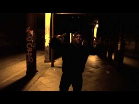 CHARNELL - EIGENLOB STINKT