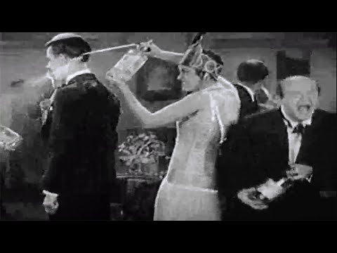 Väter der Klamotte - Zum Nachtisch flotte Damen