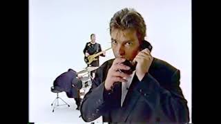 Robyn Hitchcock &amp; The Egyptians - So You Think You&#39;re In Love