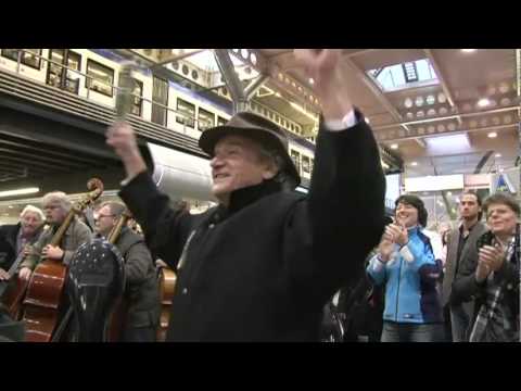 flashmob mco mambo west side story.mov