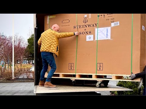 UNBOXING AND TUNING A NEW STEINWAY GRAND PIANO IN ICELAND