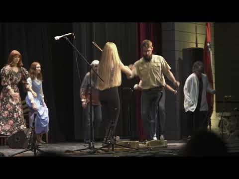 Hillary Klug - "Clinch Mountain"