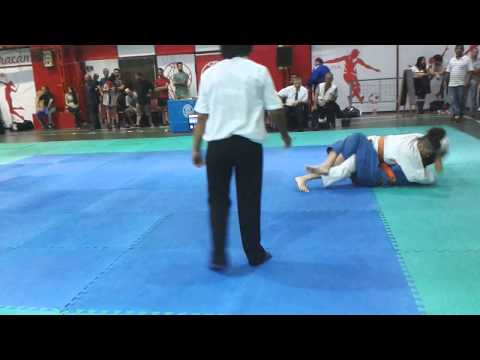 Gabriel Muñoz vs Andre Meseguer Judo novicios hasta 73kg