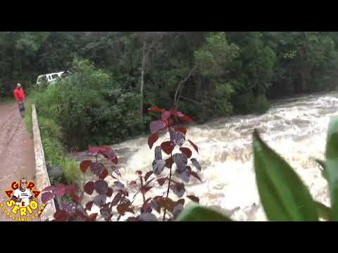 Rio Juquiá transborda e invade a Cachoeira da Morte