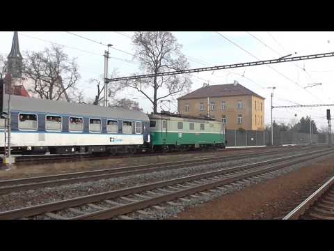 123.010-1 ČD Cargo (SOKV Ústí nad Labem) na soupravě vojenského vlaku 95911