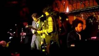 Gerard Butler and John Mayer rock Mustang Sally