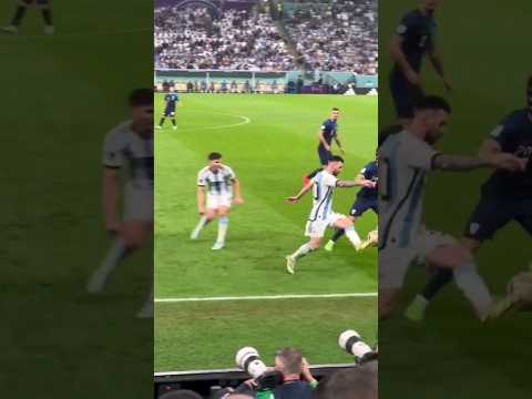 MESSI vs Croatia World Cup 2022 (Solo Run to Alvarez Assist)🔥🔥🔥
