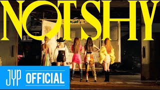 Musik-Video-Miniaturansicht zu Not Shy Songtext von ITZY