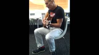 James Reyne - Capsized (acoustic)