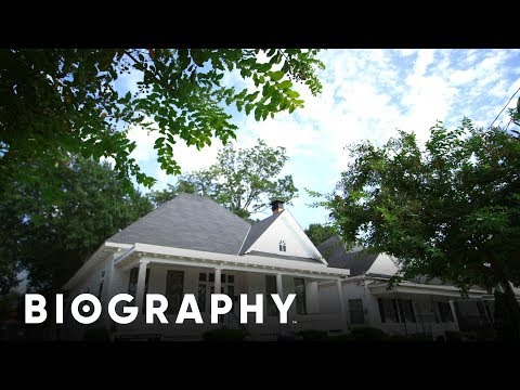 Martin Luther King Jr. - House Bombing | American Freedom Stories | Biography