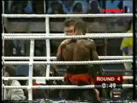 Marek  Piotrowski & Tim Cooper boxing fight 2/4