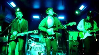 Surfer Blood - &quot;Twin Peaks&quot; (Live at The Echo in Los Angeles on 11-27-09)