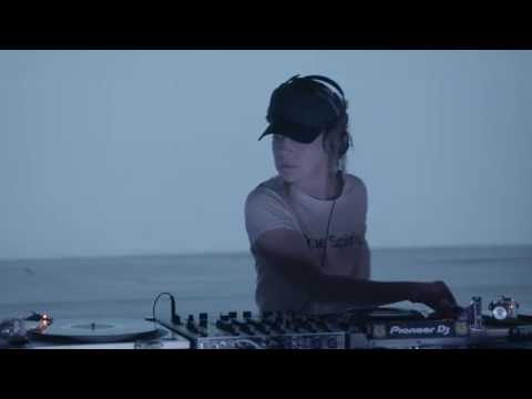 Esther Duijn Club & Vice present: Isolation Stream